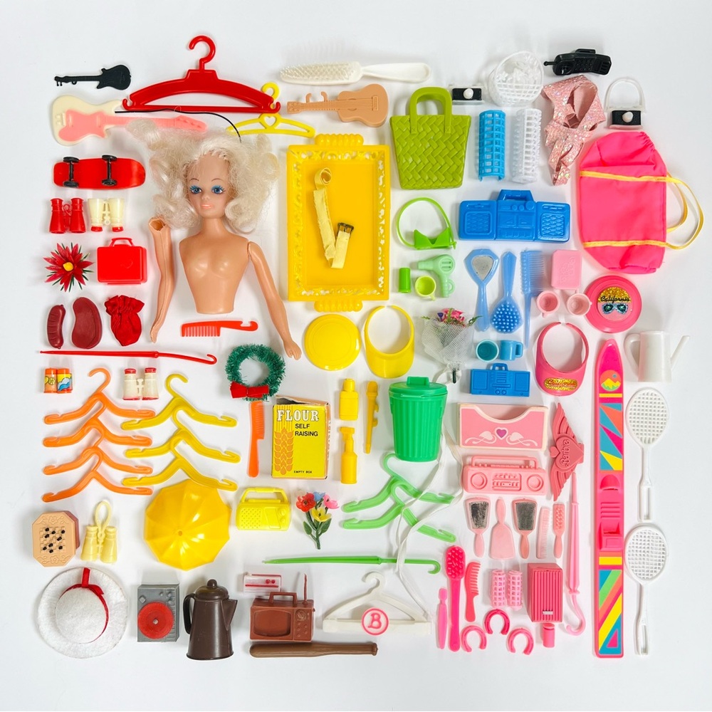 Vintage Barbie accessories lot